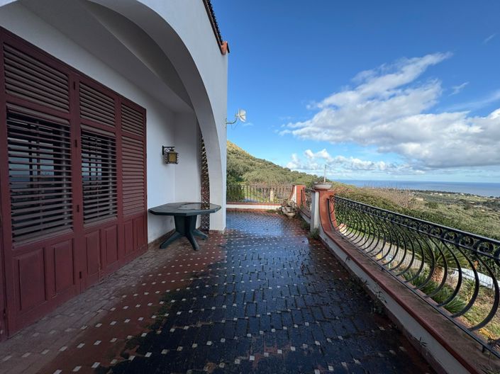 Image No.10-5 Bed Villa for sale