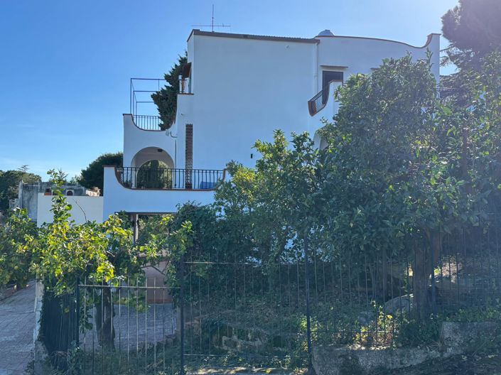 Image No.14-5 Bed Villa for sale