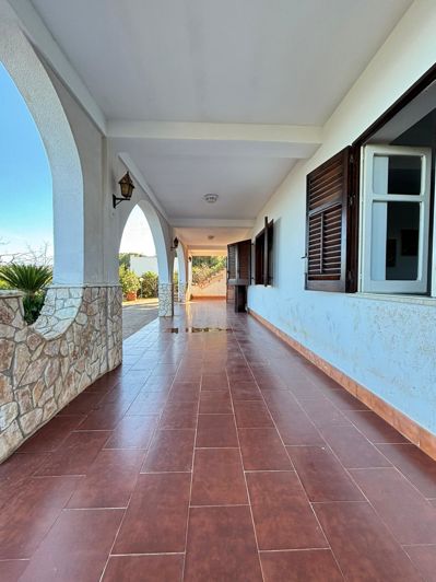 Image No.27-5 Bed Villa for sale