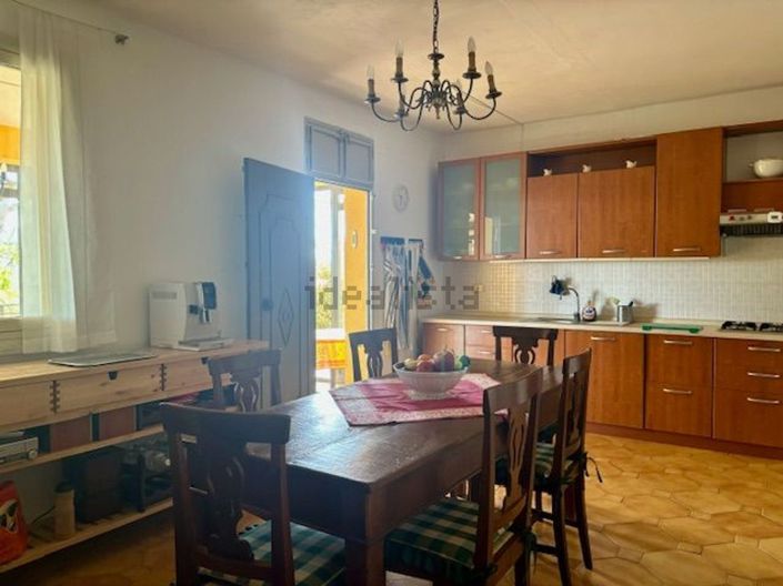 Image No.11-3 Bed Villa for sale