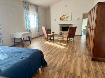 newmobcs-30869540-26