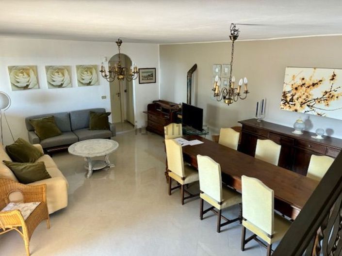 Image No.28-3 Bed Villa for sale