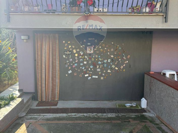 Image No.27-5 Bed Villa for sale