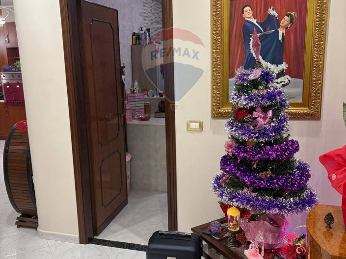 Image No.44-5 Bed Villa for sale