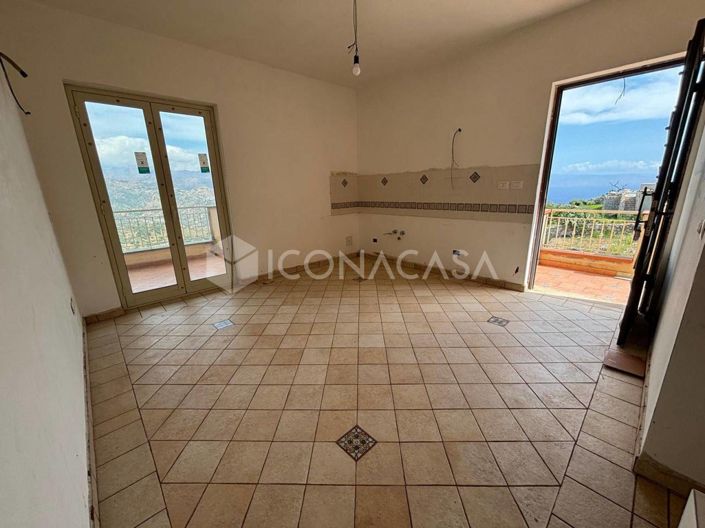 Image No.5-Appartement de 1 chambre à vendre à Forza d'Agrò