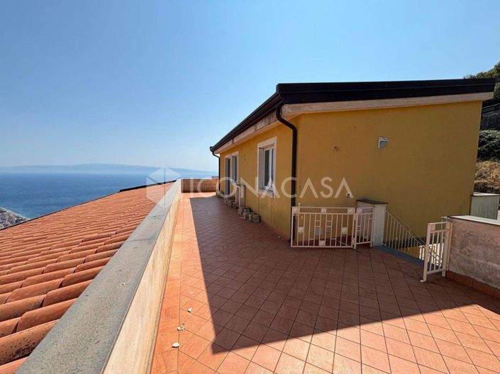 Image No.21-Appartement de 2 chambres à vendre à Forza d'Agrò