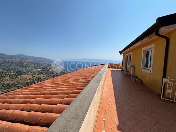 Image No.24-Appartement de 2 chambres à vendre à Forza d'Agrò