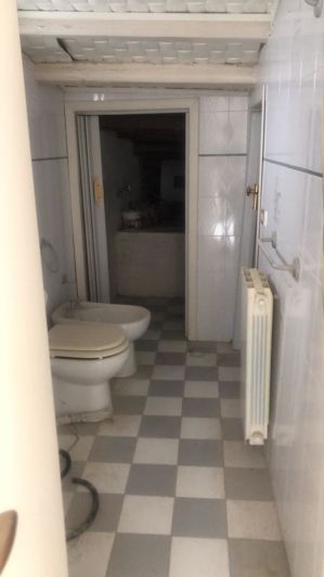 Image No.10-2 Bed House for sale