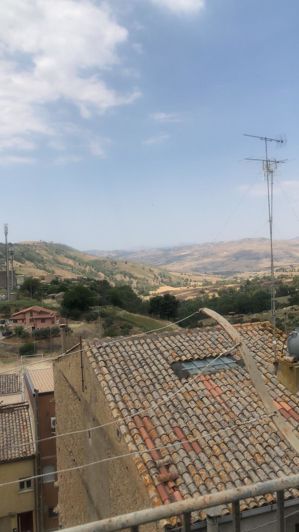 Image No.21-2 Bed House for sale