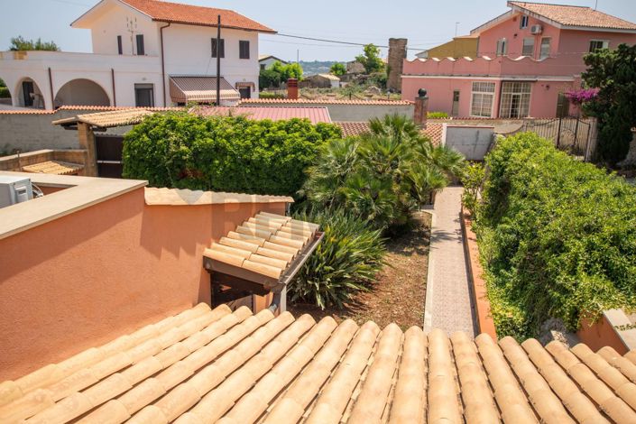 Image No.19-3 Bed Villa for sale