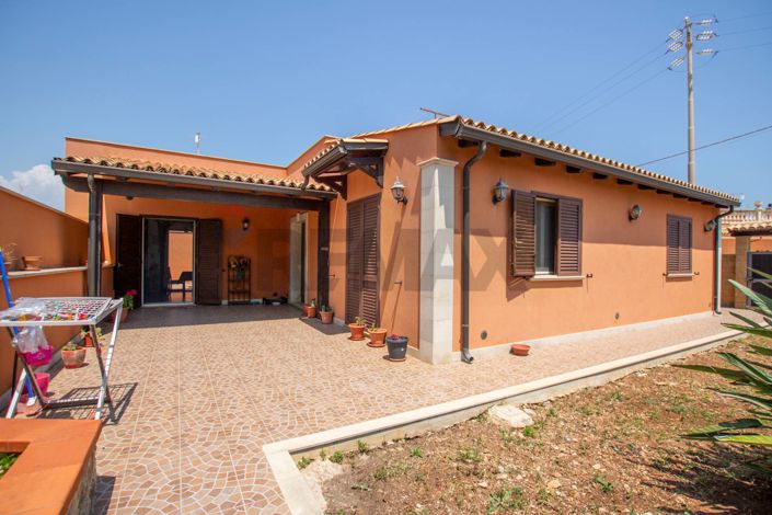 Image No.2-3 Bed Villa for sale