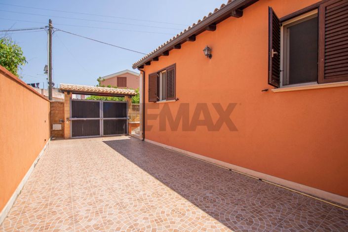 Image No.22-3 Bed Villa for sale