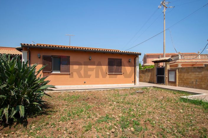 Image No.27-3 Bed Villa for sale