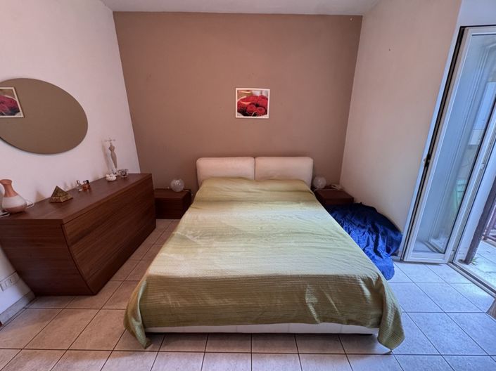 Image No.15-2 Bed House for sale
