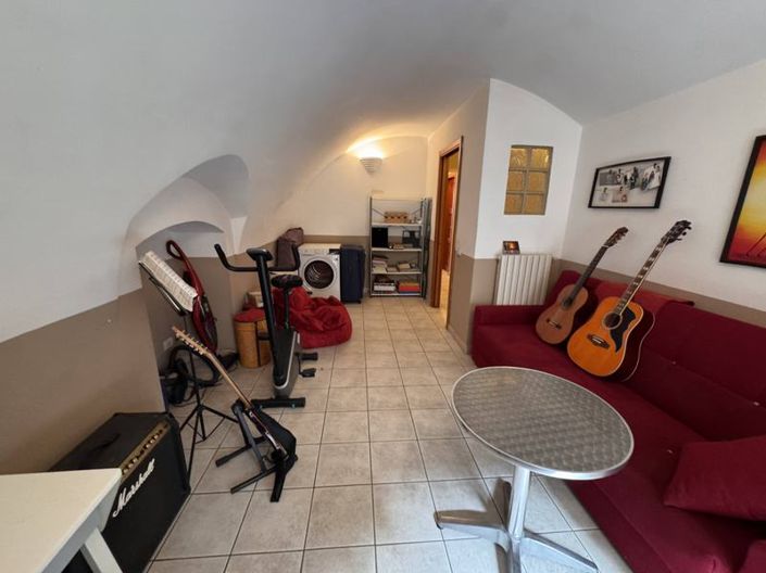 Image No.24-2 Bed House for sale
