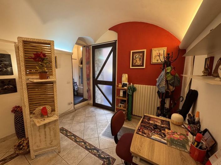 Image No.43-2 Bed House for sale