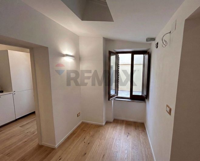 Image No.11-1 Bed Apartment for sale