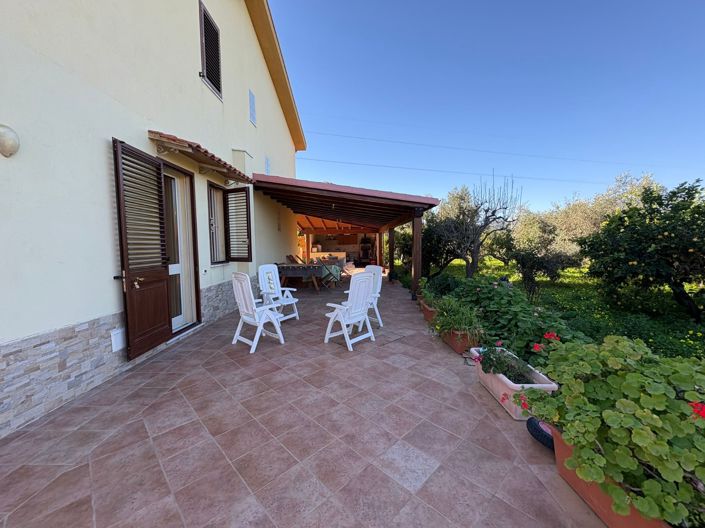 Image No.41-2 Bed Villa for sale