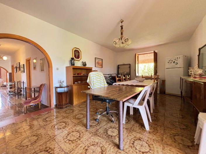 Image No.28-6 Bed Villa for sale