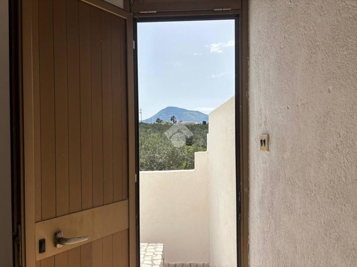 Image No.15-2 Bed Villa for sale