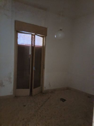 Image No.26-2 Bed House for sale