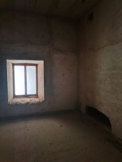 Image No.34-2 Bed House for sale