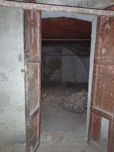 Image No.40-2 Bed House for sale