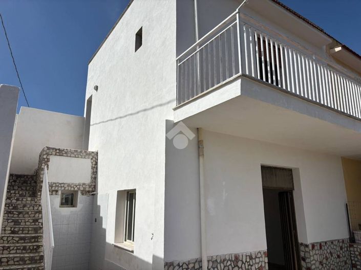 Image No.2-Villa de 2 chambres à vendre à Alcamo