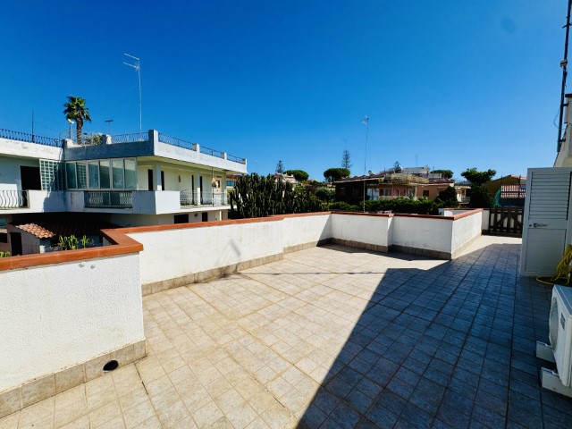 Image No.2-Villa de 5 chambres à vendre à Siracusa