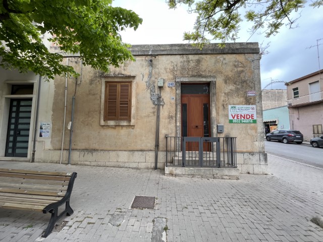 Image No.24-Maison de 1 chambre à vendre à Modica