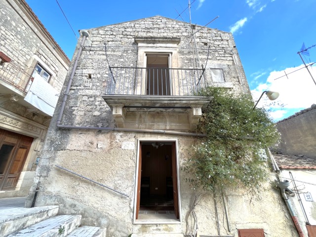 Image No.2-Maison de 2 chambres à vendre à Modica