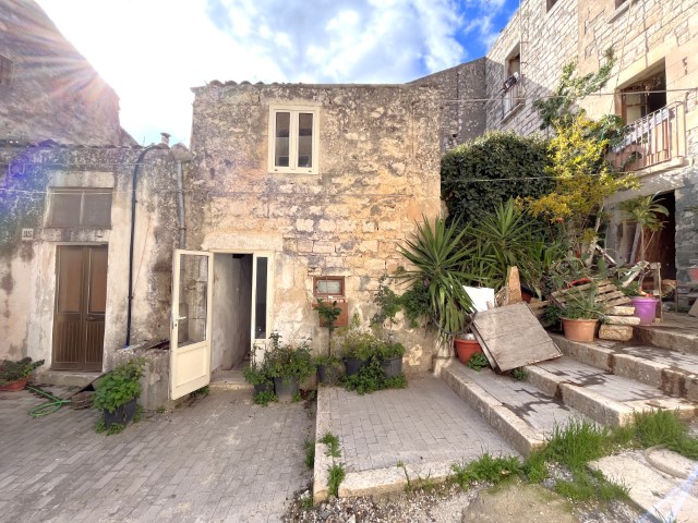 Image No.37-Maison de 2 chambres à vendre à Modica