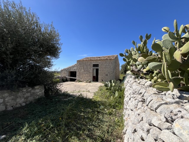 Image No.22-Propriété de 5 chambres à vendre à Modica