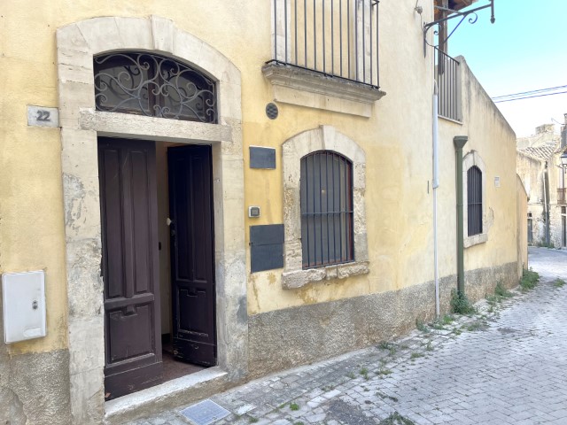 Image No.3-Maison de 2 chambres à vendre à Modica