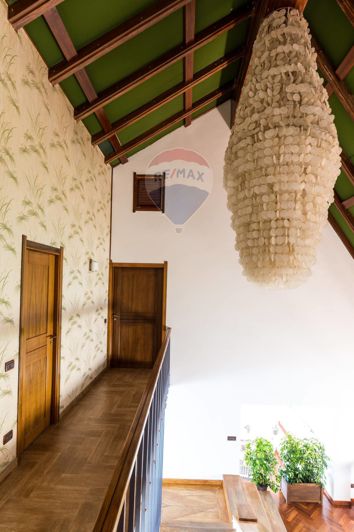 Image No.2-Villa de 5 chambres à vendre à Cinisi