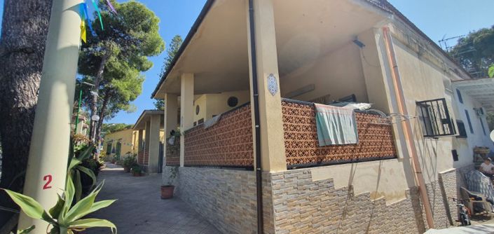 Image No.4-3 Bed Property for sale