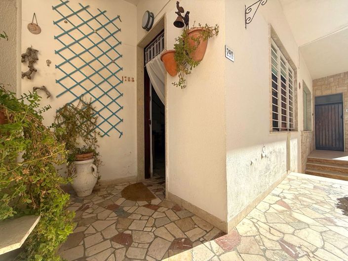 Image No.7-Maison de 2 chambres à vendre à Alcamo