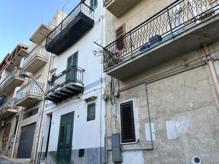 Image No.2-Maison de 2 chambres à vendre à Palermo