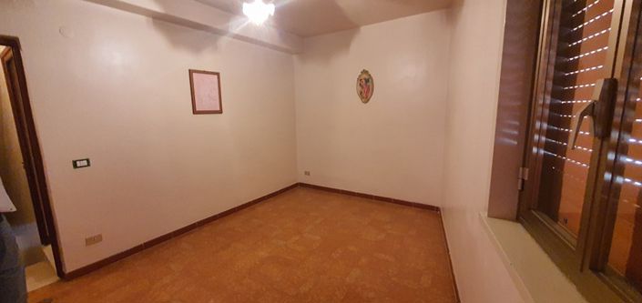 Image No.12-Maison de 3 chambres à vendre à Palermo