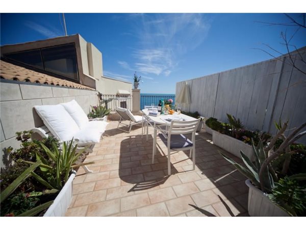 Image No.2-Propriété de 5 chambres à vendre à Siracusa