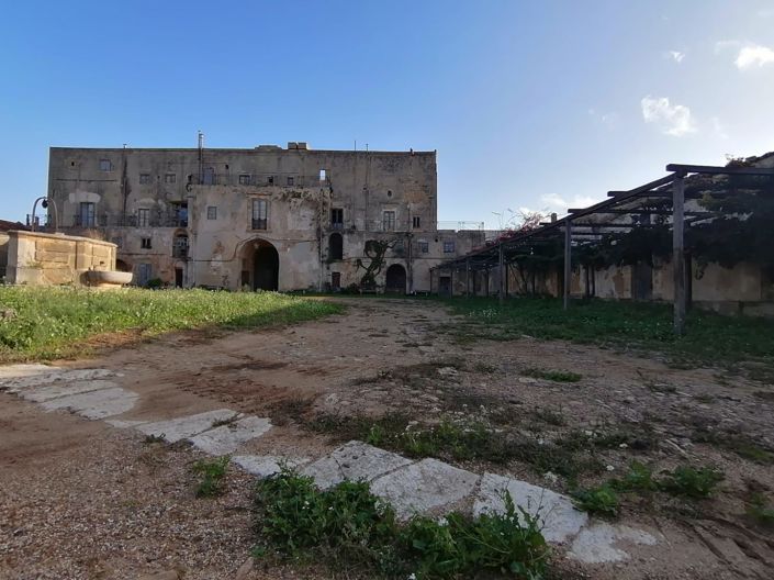 Image No.7-Propriété de 46 chambres à vendre à Alcamo