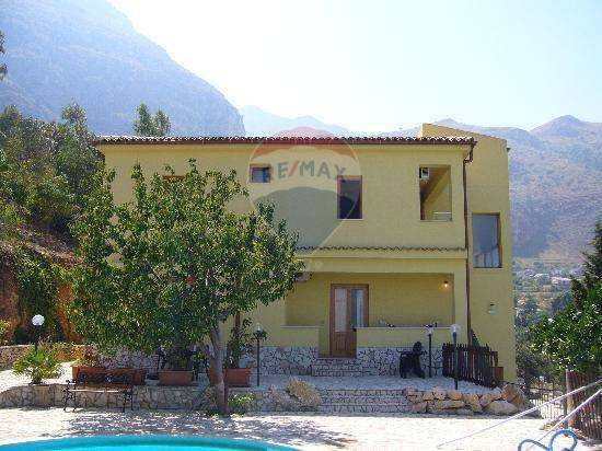 Image No.17-Appartement de 16 chambres à vendre à Castellammare del Golfo