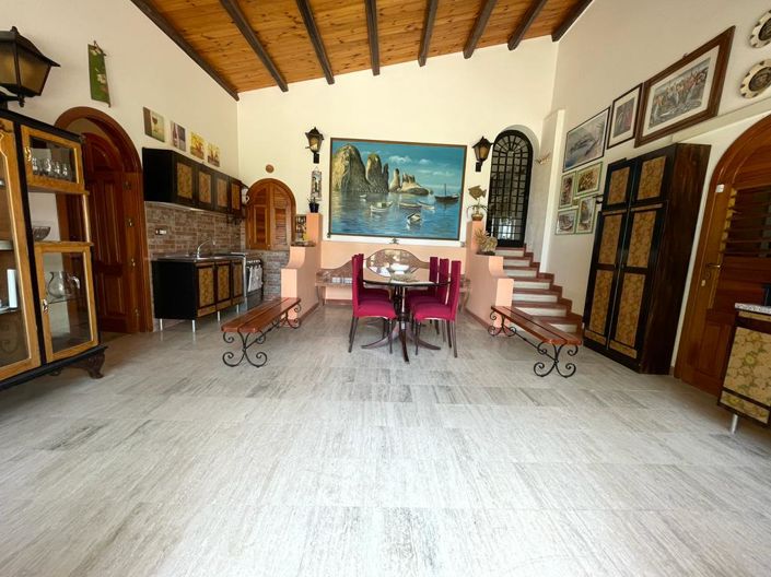 Image No.3-Villa de 5 chambres à vendre à Castellammare del Golfo