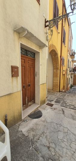 Image No.3-Maison de 4 chambres à vendre à Sambuca di Sicilia