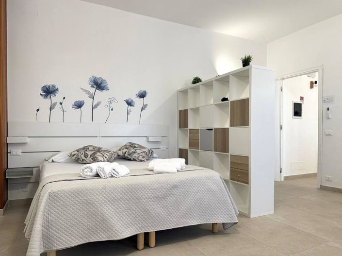 Image No.26-6 Bed Apartment for sale