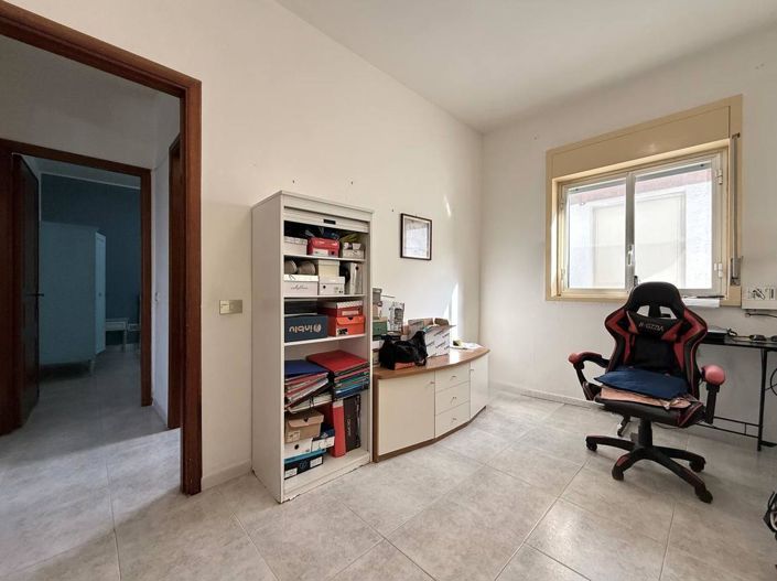 Image No.8-3 Bed Villa for sale