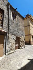 1-via-pagano-cortile-ingraffia-4