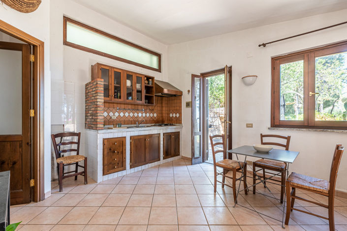Image No.12-2 Bed Villa for sale