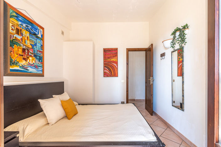 Image No.15-2 Bed Villa for sale