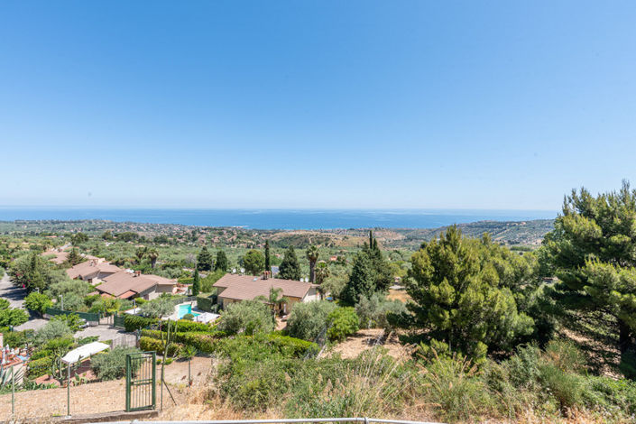 Image No.23-2 Bed Villa for sale